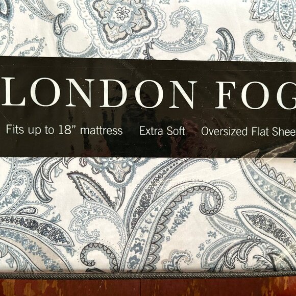 4-pc London Fog BLUE PAISLEY TWIN XL Sheet Set Set (1 extra pillowcase) - Picture 3 of 4
